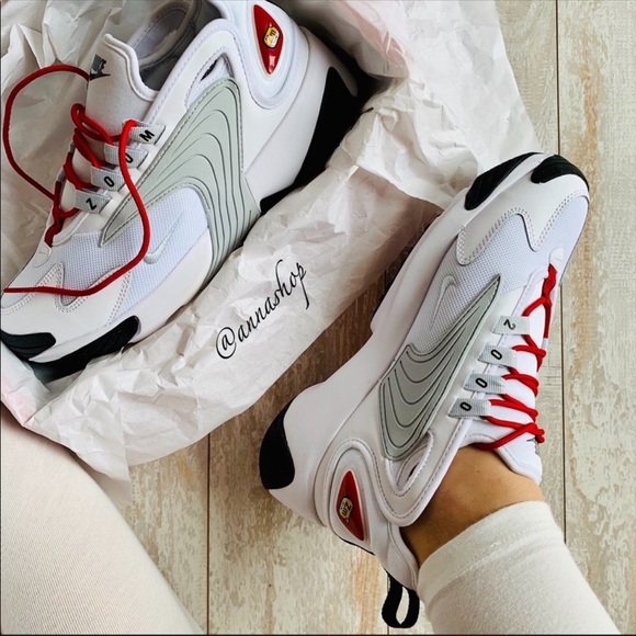 nwt nike zoom 2k